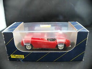 【送料無料】上位モデルトヨタフェラーリロッサで：のボックス新しい箱入りミントTop Model TMC 001 Ferrari 14 3/4in 1954 Rossa 1:43 new in box / boxed Mint｜hokushin