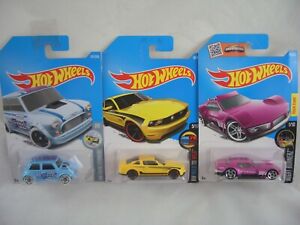 【送料無料】ホットホイールモーリスミニ、フォードムスタングHot Wheels 2015 Morris Mini, 2010 Ford Mustang GT & Driftsta DieCasts