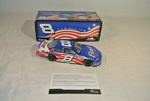 【送料無料】デイル・アーンハートジュニア＃星とストライプのダイカストで形造られたレースカーDALE EARNHARDT JR 2007 #8 STARS AND STRIPES NASCAR DIECAST RACE CAR 1/24