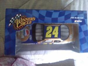 【送料無料】ジェフゴードンスケールの勝者の円Jeff Gordon 1/18 Scale Winners Circle｜hokushin
