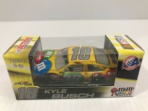 【送料無料】＃カイルブッシュのスケール# 18 Kyle Busch M&amp;M's 1/64 Scale｜hokushin