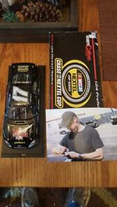 【送料無料】マット自筆サイン入りダイカストで形造られた:スケールMatt Kenseth autographed diecast 1:24 scale