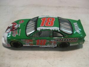 【送料無料】のボビー・ラボンテグランプリダイカストで形造られたNascar Bobby Labonte Autografato 18 Interstate Grand Prix 124 Scala Diecast 2002 14,421円