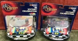 【送料無料】のジェフ・ゴードンの勝者サークルロットLot Of 2-JEFF GORDON WINNERS CIRCLE 1999-HT-58