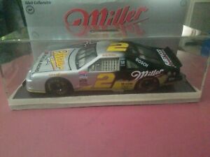【送料無料】錆ついたウォーレス＃ミラー年間でレース：アクション／Rusty Wallace #2 Miller 25 Years in Racing 1996 Thunderbird 1:24 Action C/W/C