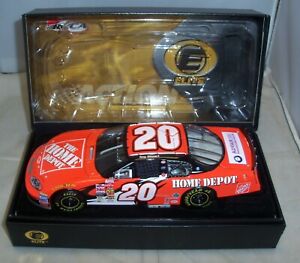 【送料無料】：アクションエリート＃ホームデポのモンテカルロトニースチュワート1:24 ACTION RCCA ELITE 2003 #20 HOME DEPOT JGR MONTE CARLO TONY STEWART 1/3000