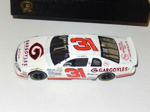 【送料無料】アクションエリートのとても素敵なデイル・アーンハートジュニア＃ガーゴイルモンテカルロAction Elite Very Nice Dale Earnhardt Jr #31 Gargoyles 1997 Monte Carlo NIB