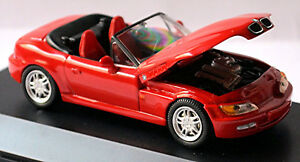 【送料無料】ロードスターレッドレッド：Bmw z3 Roadster 1995-99 Red Red 1:43 Schuco