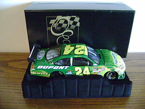 【送料無料】ジェフゴードン＃スケールエリートの車2007 JEFF GORDON #24 NICORETTE 1/24 SCALE ELITE CAR