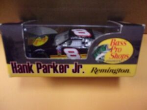 【送料無料】ハンクパーカージュニア＃バスプロ・ショップ、レミントン。モンテカルロ 1/64 2003 Hank Parker jr.# 8 Bass Pro Shops, Remington. Monte Carlo｜hokushin
