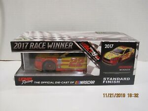 【送料無料】＃シェルのペンズオイル・ゼクセル勝利サインJOEY LAGANO 2017 #22 SHELL PENNZOIL RICHNOND WIN AUTOGRAPH 1/24