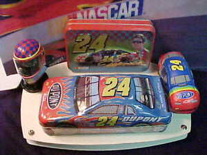 【送料無料】ジェフゴードン＃カードを再生するには、キャンデーのすず、コンパスキーチェーンJEFF GORDON #24 PLAYING CARDS, CANDY TIN, COMPASS &amp; KEY CHAIN｜hokushin
