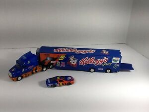 【送料無料】ナスカー・レーシング・チームのトラックとは、#カーHENDRICK MOTORSPORTS NASCAR RACING TEAM TRUCK AND THE #5 CAR|hokushin