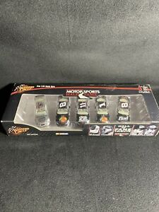 【送料無料】稀殿堂トリビュートセットのデイル・アーンハート・ホール*RARE* Dale Earnhardt Hall Of Fame Tribute 1/64 Set