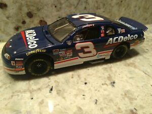 【送料無料】アクション日のスケールのデイル・アーンハートジュニアモンテカルロAction 1/24th Scale Dale Earnhardt Jr AC Delco 1998 Monte Carlo