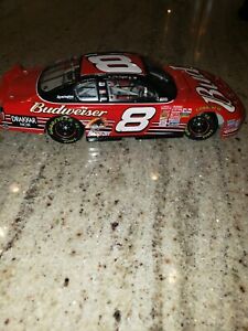 【送料無料】デイル・アーンハートジュニア＃バドワイザーモンテカルロアクション1/24 DALE EARNHARDT JR #8 BUDWEISER 2002 MONTE CARLO ACTION NASCAR NIB