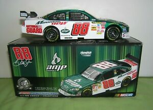 【送料無料】デイル・アーンハート・ジュニアエネルギーマウンテンデュー：Dale Earnhardt Jr. # 88 Amp Energy / Mountain Dew 2008 1:24