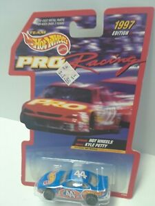 【送料無料】：プロレーシング＃カイル・ペティホット・ホイール1:64 Pro Racing 1997 #44 Kyle Petty Hot Wheels
