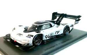 【送料無料】フォルクスワーゲンの身分証明書優勝パイクスピークで：スパークによってスケールVolkswagen I.D. R Winner Pikes Peak 2018 in 1:43 Scale by Spark 43PP18