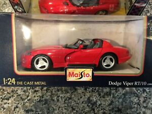 【送料無料】可変のマイスト特別版1:24 1995工夫毒蛇RT/10Maisto Special Edition 1:24 1995 Dodge Viper RT/10 Convertible