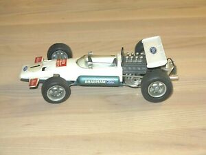 【送料無料】：フォーミュラレースカーSchuco 356175 - 1:16 Brabham-Ford Formula 1 Racing Car