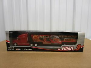 【送料無料】：ビルエリオット＃ホーラトレーラー搬入ダイカストで形造られた勝者の円1:64 Bill Elliott #9 Transporter Hauler Trailer Rig diecast Winners Circle｜hokushin