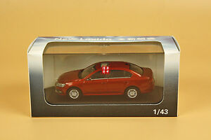 【送料無料】ホビー ・模型車・バイク レーシングカー フォルクスワーゲンラヴィダ143 2015 china svw volkswagen lavida red color