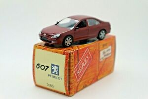 【送料無料】ホビー ・模型車・バイク レーシングカー ハシェットノレフプジョー143 hachette norev peugeot 607 2000