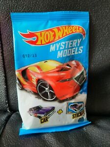 【送料無料】ホビー ・模型車・バイク レーシングカー ホットホイールミステリーモデルトライアンフパッケージ