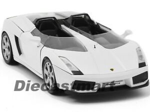 【送料無料】ホビー ・模型車・バイク レーシングカー ランボルギーニコンセプトブランヴォワチュアミニチュアパーモーターマックスlamborghini concept s blanc 124 voiture miniature par motormax 73365