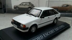 【送料無料】ホビー ・模型車・バイク レーシングカー イキソアルタヤプレスフォードエスコートボックスixo altaya press for ford escort xr3 1982 in box