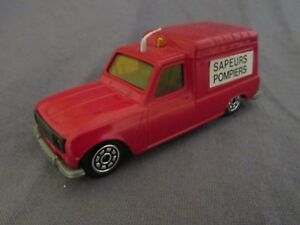 【送料無料】ホビー ・模型車・バイク レーシングカー ノレフジェットカールノーヴァン584f norev jet car renault r4 van bomb squad firemen 143