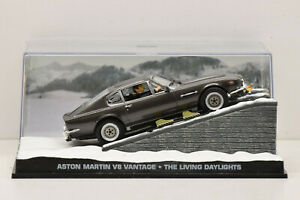 【送料無料】ホビー ・模型車・バイク レーシングカー アストンマーティンジェームズボンドファブリaston martin v8 vantage the living daylights james bond 007 2 fabbri 143 mib