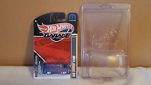 【送料無料】ホビー ・模型車・バイク レーシングカー ホットホイールガレージライダープロテクトダッジ2011 hot wheels garage 1966 dodge a100 with real riders amp; protecto