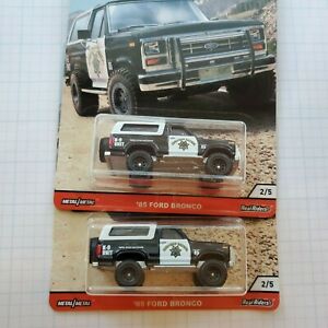 【送料無料】ホビー ・模型車・バイク レーシングカー ロットフォードブロンコライダーhotwheels 2020 car culture lot of two 1985 ford bronco,real riders