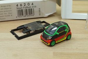 【送料無料】ホビー ・模型車・バイク レーシングカー ブッシュメルセデスベンツスマートオンリフトフットボールbusch 46204 mercedes benz smart on lift football 2014 187 s1