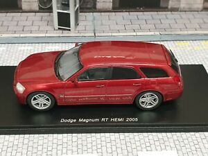 【送料無料】ホビー ・模型車・バイク レーシングカー スパークモデルダッジマグナムワゴンsparkmodel 143 dodgemagnum rt hemi wagon 2005