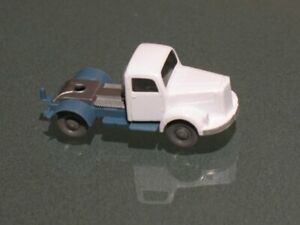 【送料無料】ホビー ・模型車・バイク レーシングカー エフドル?メルセデスサテルズホワイトオープンアクスルサポートサドルワイキング?? mercedes 3500 sattelzugm white open axle support for cooling saddle wiking 52 187｜hokushin