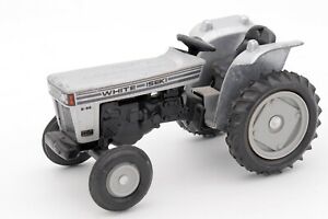【送料無料】ホビー ・模型車・バイク レーシングカー スケールモデルダイアーズビルトターイセキscale models dyersville 132 tractor white iseki 235｜hokushin