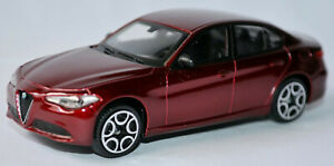 【送料無料】ホビー ・模型車・バイク レーシングカー アルファロメオジュリアタイプセダンメタリックalfa romeo giulia type 952 sedan 201620 red metallic 143 bburago