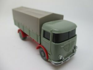 【送料無料】ホビー ・模型車・バイク レーシングカー ウィキングビュッシングトラックバトルアシッドシューブ