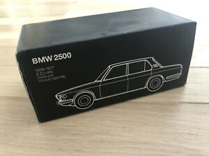 【送料無料】ホビー ・模型車・バイク レーシングカー グリーンディーラーボックスエディションシューッコbmw 2500 e3 green bmw dealer box edition 143 schucco