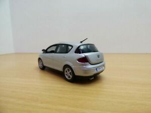 【送料無料】ホビー ・模型車・バイク レーシングカー シートトレドグリスメタリゼseat toledo iii gris metallise 143 21,456円