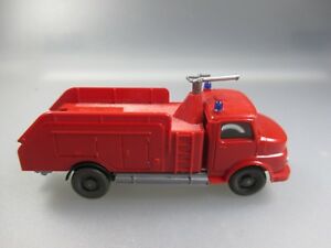 【送料無料】ホビー ・模型車・バイク レーシングカー ワイキングフルグプラッツファイアwiking mb 1413 flugplatzfire ssk38
