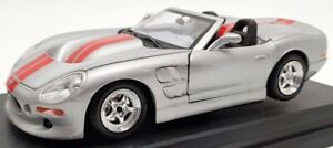 【送料無料】ホビー ・模型車・バイク レーシングカー ブラゴスケールモデルカーシェルビーコブラシリーズburago 124 scale model car 2011ir1 1998 shelby cobra series 1silver