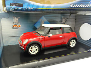 【送料無料】ホビー ・模型車・バイク レーシングカー ミニクーパーロホsolido 118 mini cooper 2001 rojo 22,350円