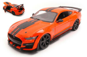 【送料無料】ホビー ・模型車・バイク レーシングカー スケールモデルカーマイストフォードシェルビーミニカーモデルscale model car 118 maisto ford shelby 2020 diecast model static|hokushin