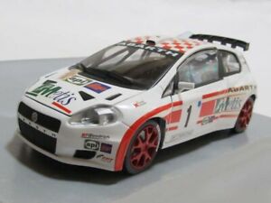 【送料無料】ホビー ・模型車・バイク レーシングカー シューコアバルトフィアットグランデプントジャンドメニコバッソschuco 124 2007 abarth fiat grande punto s2000 giandomenico basso