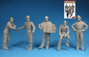 【送料無料】ホビー ・模型車・バイク レーシングカー モデルフィギュアマウントキットミニアートドイツmodel figures military soldiers mounting kit miniart german tank crew