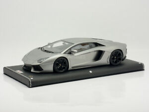 【送料無料】ホビー ・模型車・バイク レーシングカー ミスターモデルランボルギーニアヴェンタドールグリジオアンタレスマットmr models lamborghini aventador lp 7004 grigio antares matt｜hokushin